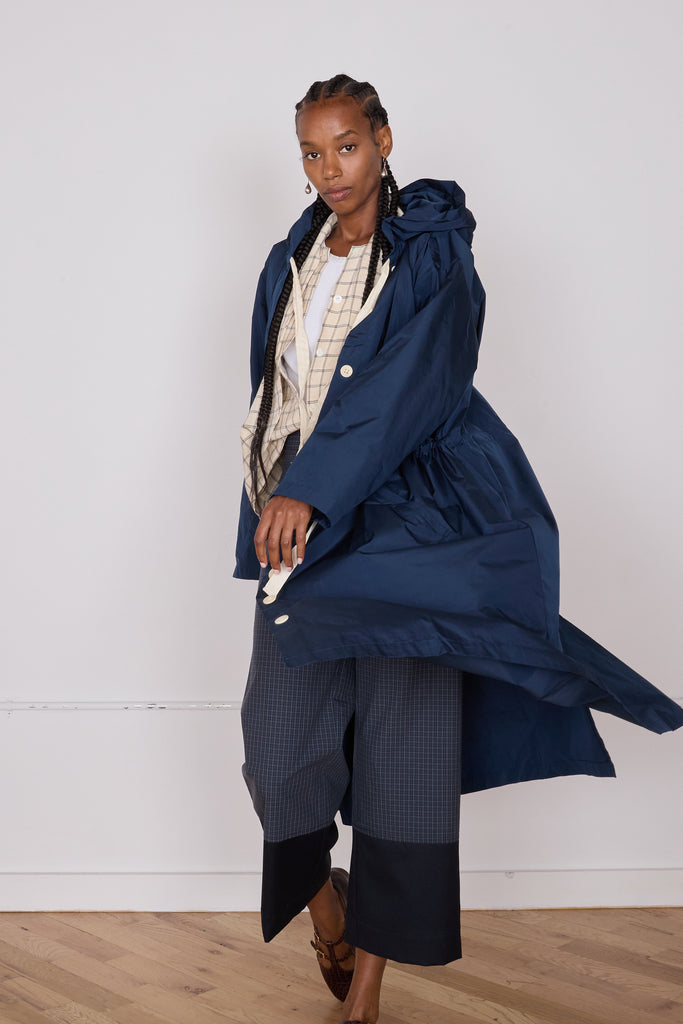 SIMONE TRENCH | NAVY CRISP NYLON – CARON CALLAHAN