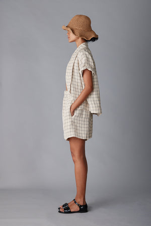 OLIVIA SHORT | CREAM WINDOWPANE PLAID